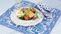 Sallad med oliver och avokado