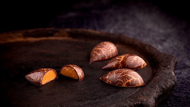 Filled Chocolates: Caramel Ganache With Tonka