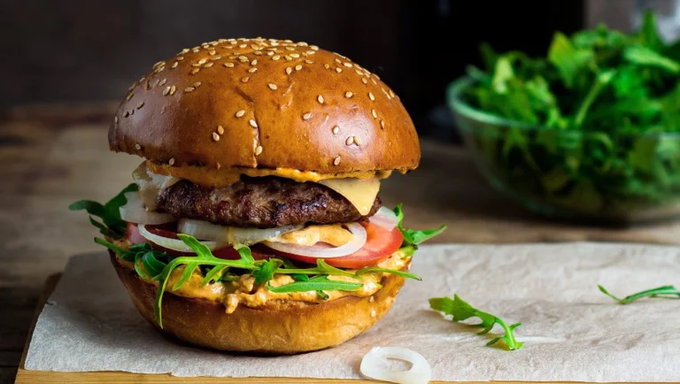 Sweet-Chili-Cheese-Burger
