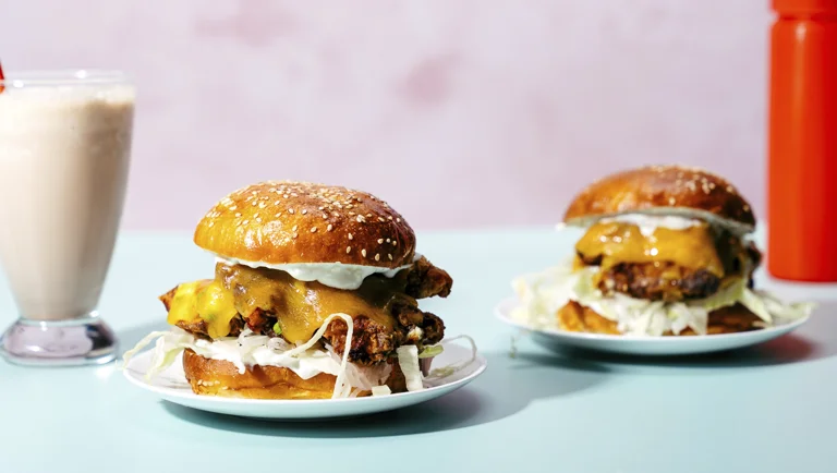 Crispy buttermilk chicken & blue cheese burger