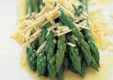 Asperges met Parmezaan