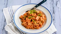 Buffalo chicken mac and cheese