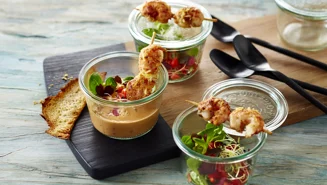 Skaldyrssuppe med jomfruhummerspyd