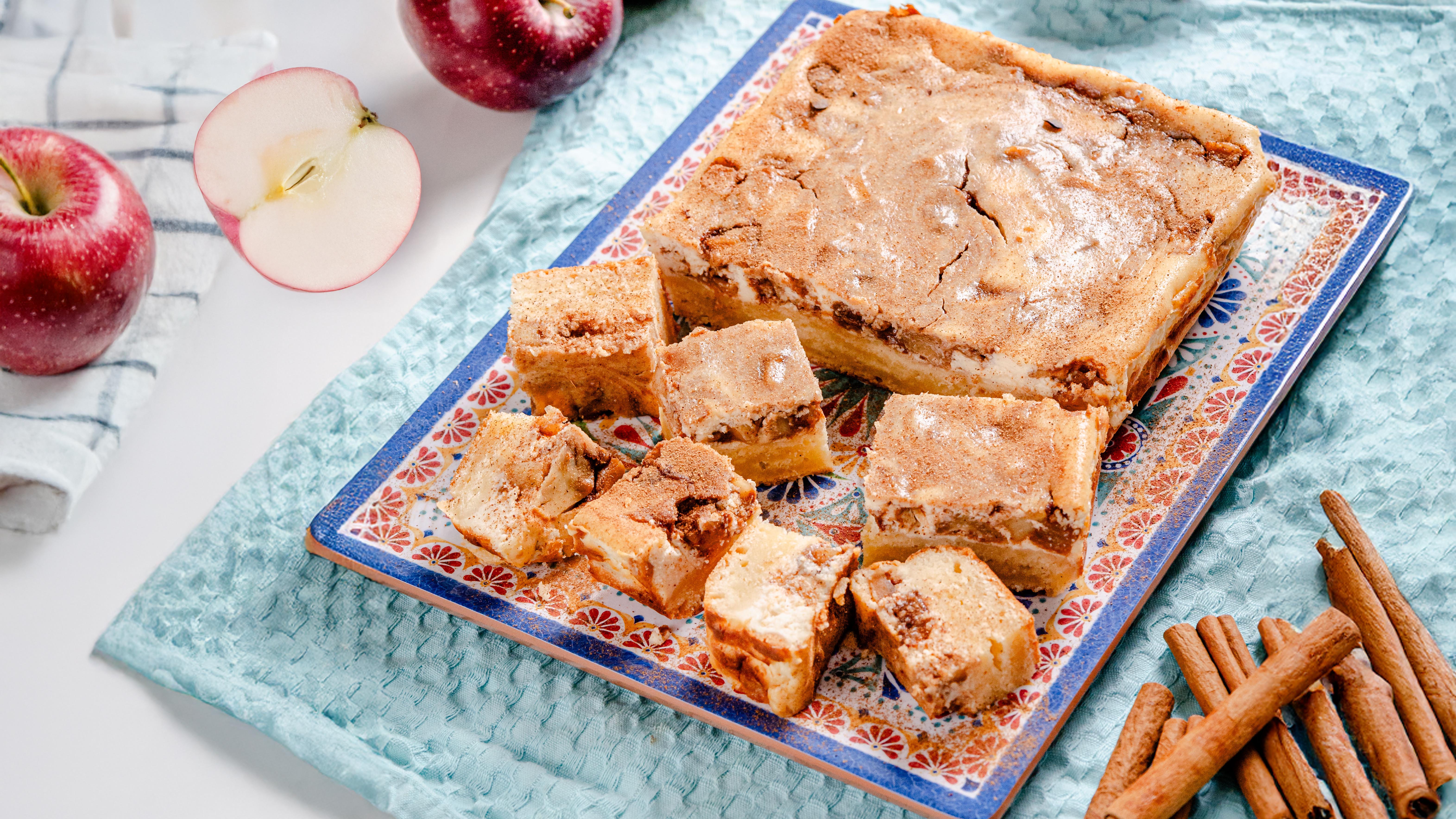 Κέικ μήλου με τυρί κρέμα