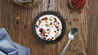 Skyr bowl with granola and berries
