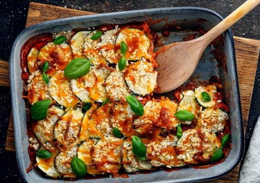 Gnocchiauflauf mit Zucchini & cremiger Paprika-Tomatensauce powered by KptnCook