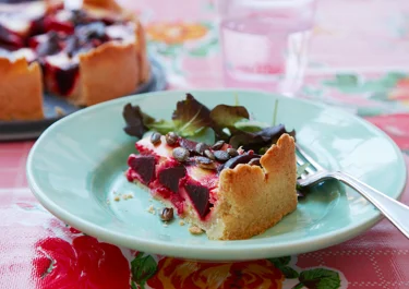 Getostpaj med rödbetor