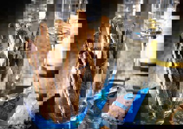 Μπατόν Σαλέ με Blue Cheese & Kαρύδια