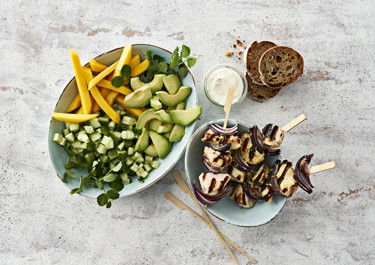 Kyllingespyd og mangosalat