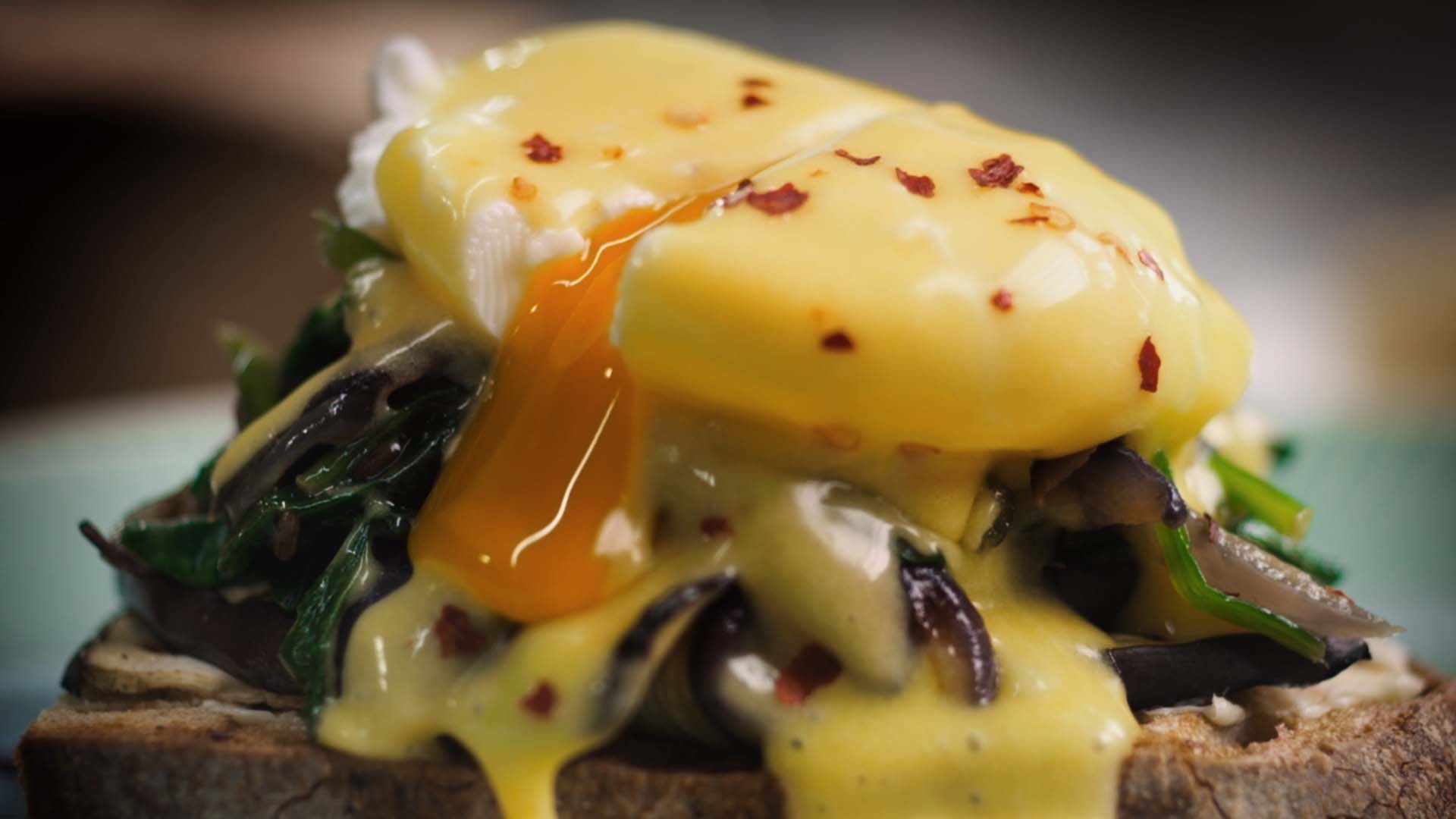 ULTIMATE EGGS FLORENTINE