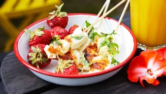 Ostspett med jordgubbar