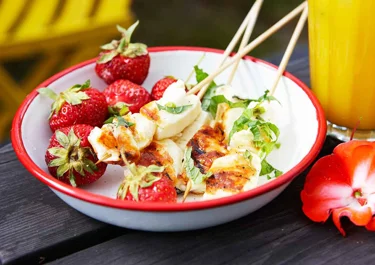 Ostspett med jordgubbar