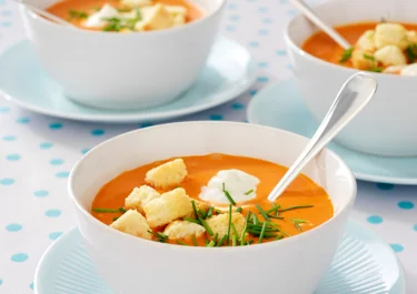 Snabb gazpacho med krutonger
