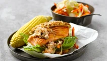 Laksesandwich og marineret fennikel