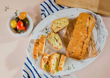 Κέικ με ντοματίνια