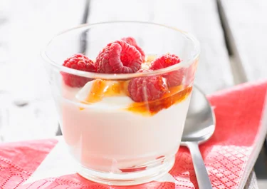 Yoghurt med hallon och sweet chili