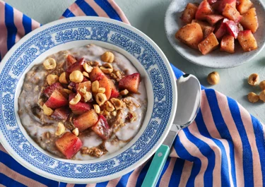 Overnight oats med äpple och kanel
