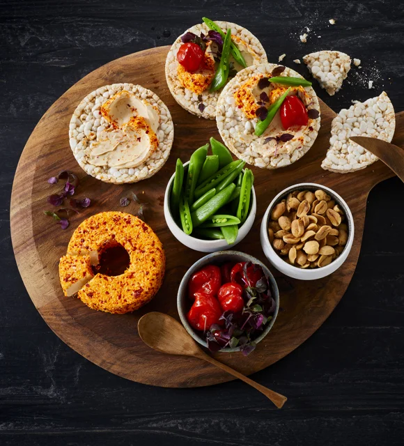 Collation de craquelins de riz avec fromage à la crème aux chilis et au gingembre Castello®