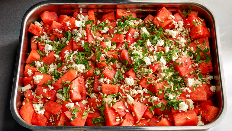 Melonsalat med white cheese (feta ost) och mynte