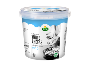 Arla® Pro Hirtenkäse mit Kräutern & Gewürzen in Öl, 45 % i. Tr., 900 g