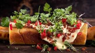 The French Hot Dog au Monterey Jack et bacon croustillant