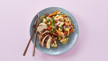Grillet kylling og lun pastasalat