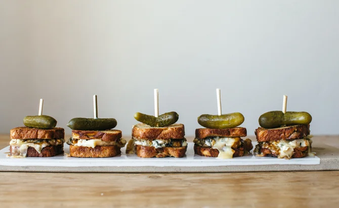 Grilled Blue Cheese with honey and walnut pesto