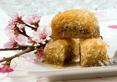 Μπακλαβάς με καρύδι από τον Στέλιο Παρλιάρο