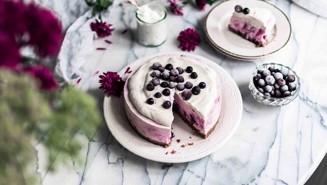 Mustaherukkakakku