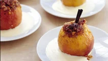 Smörfyllda kaneläpplen