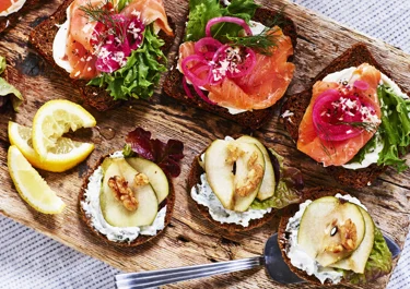 Smörrebröd med färskostkvarg