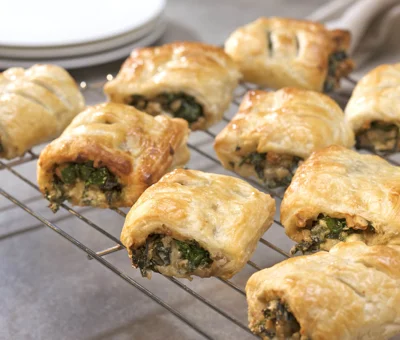 Spinach, Walnut and Blue Cheese Rolls