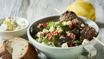 Oksespyd og jordbærtabbouleh