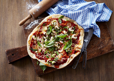 BBQ-pizza met knoflookgarnalen 