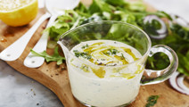 Dressing med grädde, dill och rapsolja