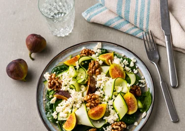 Fig walnut salad