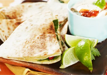 Quesadillas med rökt kalkon