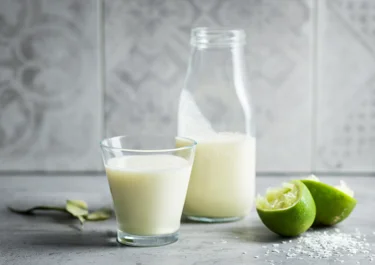 Smoothie med ananas och kokos