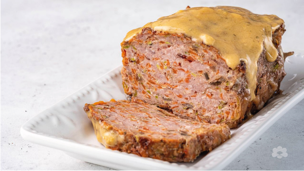 رغيف اللحم المحمص مع صلصة الفطر