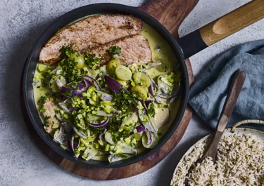 Skinkeschnitzler med vindruesauce