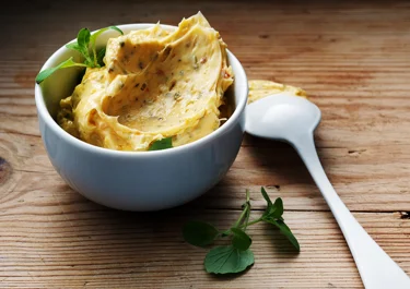 Kryddsmör med oregano och citron