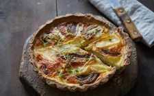 Pie with Castello Creamy Brie, thyme and caramelised onions