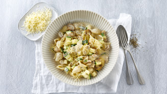 Pasta med champignon og squash