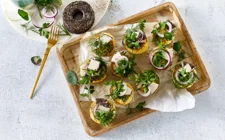 Æggemuffins med Castello® Sort Peber Flødeost