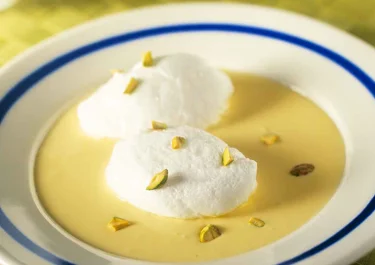 Snöägg med vaniljsås
