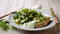 Seared tun med wasabidressing