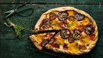 Galette med farverige beder