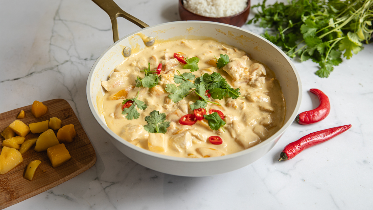 Hedelmäinen kanakastike