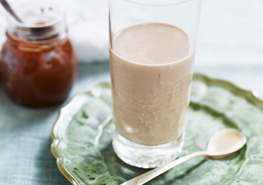 Banan- och hasselnötssmoothie