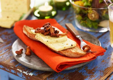 Rostad baguette med ost och svamp